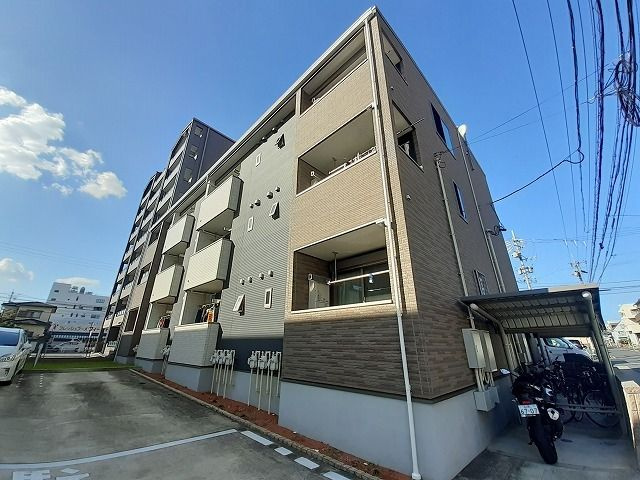 ロイヤルコート．花ノ木