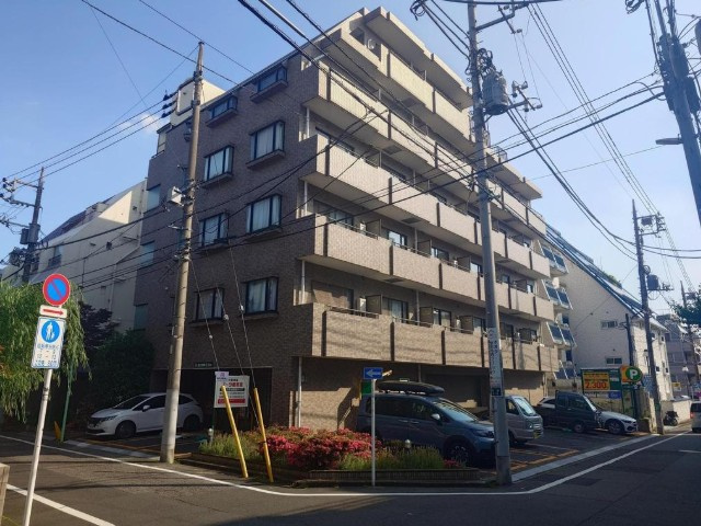 カーサーオギクボ