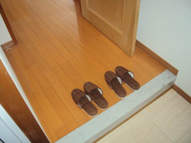 セントエルモ三条の玄関