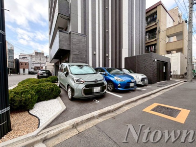 【駐車場】 | メイクスアート太閤通 | 駐車場完備です