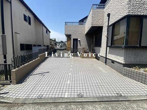 【仲介手数料０円】平塚市ふじみ野2丁目　中古一戸建ての駐車場|平塚市ふじみ野2丁目　中古一戸建て