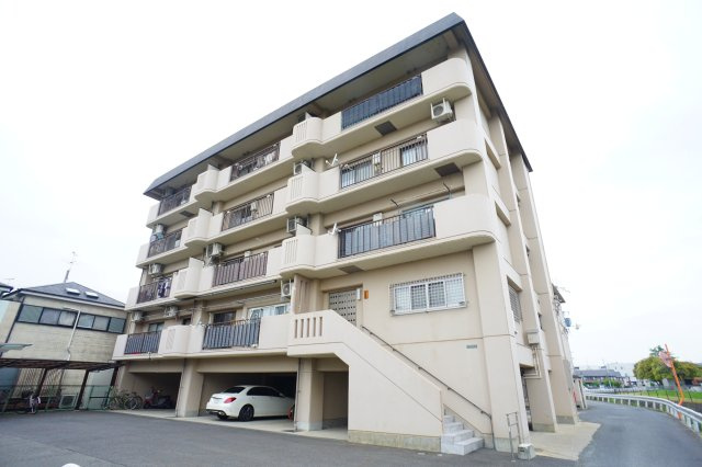 マンション平沼
