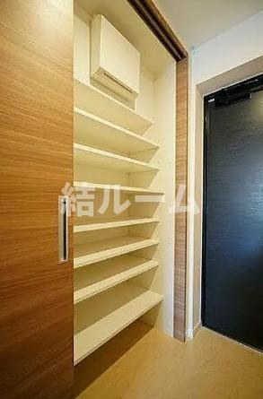 練馬区氷川台３丁目の賃貸マンションの玄関|別号室参考写真