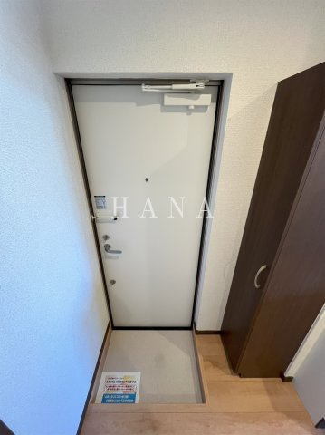 メゾンプランドール一ノ割の玄関