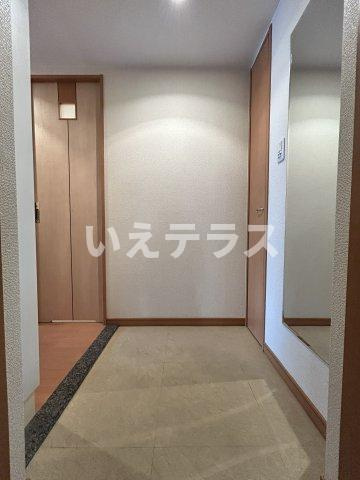 プレサンス神戸駅前グランツの玄関