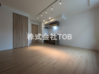 【居間・リビング】 | ALERO　BASE　Sasazuka　South | 10帖