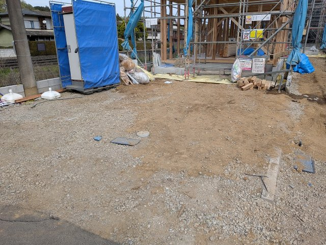 八王子市　川口町　新築一戸建て　７期の駐車場|～並列2台駐車可能カースペース～