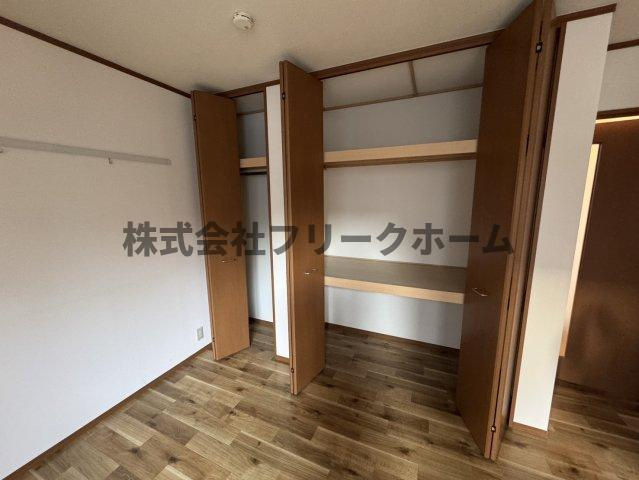 三鷹市井の頭１丁目のアパートの収納