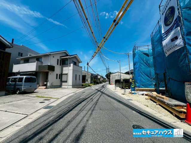 【同施工物件ご案内可能】刈谷市井ケ谷町中切　全5棟の前面道路含む現地写真|事前予約にて現地ご見学いただけます！お気軽にお問い合わせください♪
■株式会社　セキュアハウス■
住宅ローンに強く、知識、経験豊富なスタッフ在籍
お客様に寄り添い、ご成約後もサポート致します