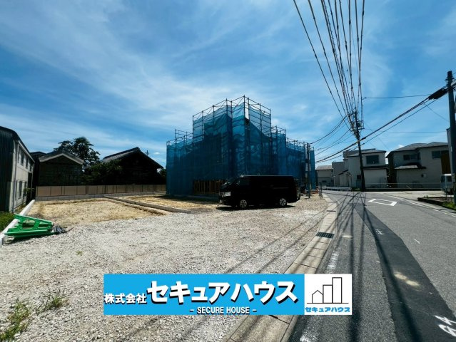 【同施工物件ご案内可能】刈谷市井ケ谷町中切　全5棟の外観|【現地外観写真（全5棟）】
◆同施工物件ご案内可能！！！
◆駐車2台可能！オプション工事でカーポート設置などいかがでしょうか。その他にも、フェンスなどの「オプション工事」もご提案いたします♪　　　　　