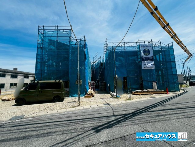 【同施工物件ご案内可能】刈谷市井ケ谷町中切　全5棟の前面道路含む現地写真|事前予約にて現地ご見学いただけます！お気軽にお問い合わせください♪
■株式会社　セキュアハウス■
住宅ローンに強く、知識、経験豊富なスタッフ在籍
お客様に寄り添い、ご成約後もサポート致します。