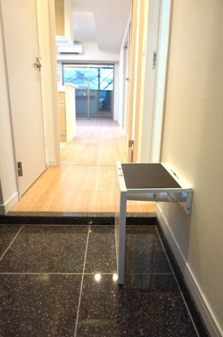 ＲＥＳＩＤＥＮＣＥ丸の内七間町の玄関