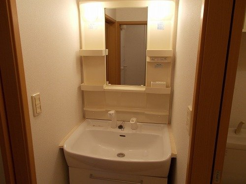 アロサールの洗面所