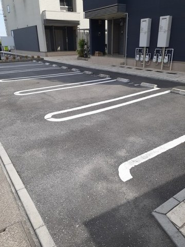 アメニティ　コートⅡの駐車場