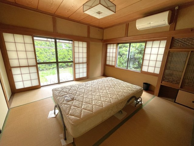 北今泉戸建の和室