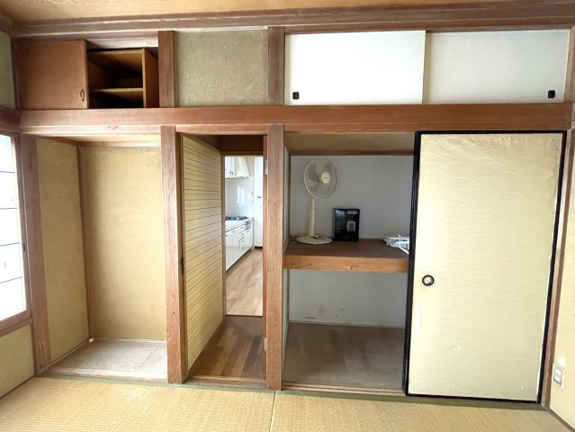 北今泉戸建の収納