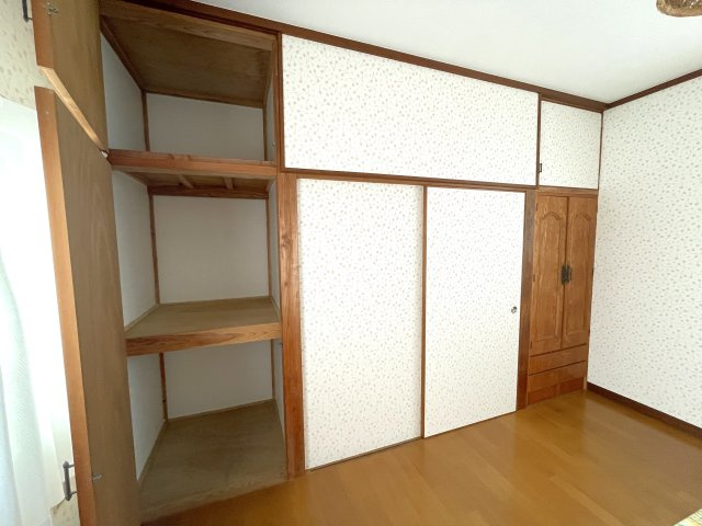北今泉戸建の収納