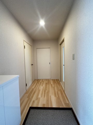 【玄関】 | ベルドールA【SHM】 | ※別部屋参考写真