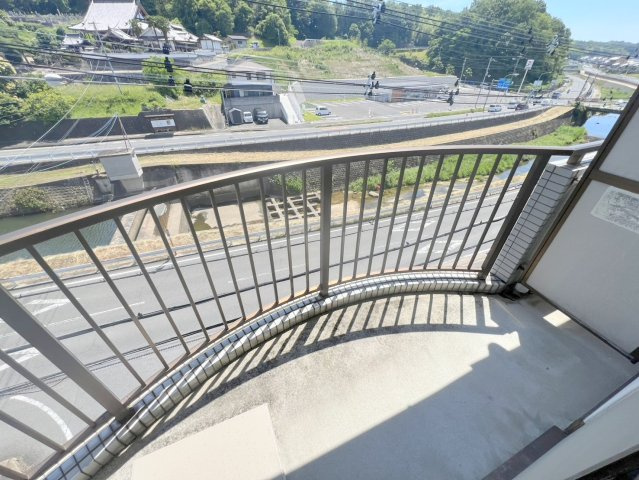 弘和ビルのバルコニー
