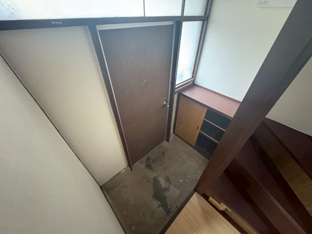 市川市曽谷戸建てⅡの玄関