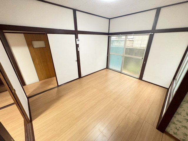 市川市曽谷戸建てⅡの居間・リビング