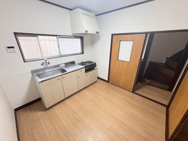 市川市曽谷戸建てⅡの居間・リビング