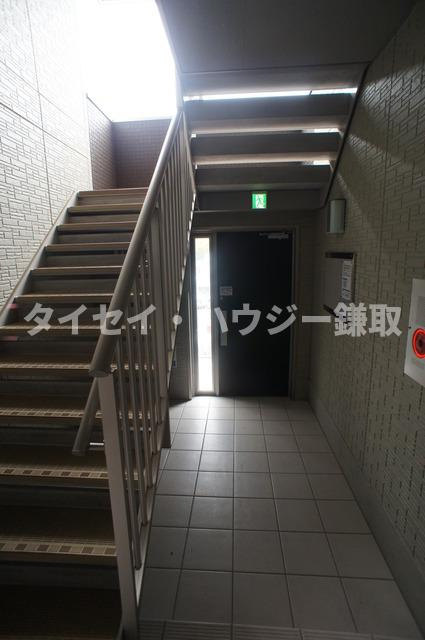 アメニティー・なかにしⅢのロビー|オートロック内です☆