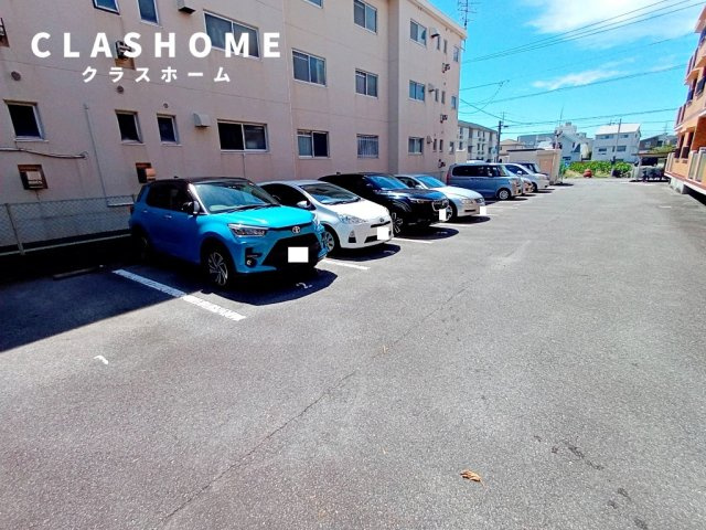 プレミール横山　　刈谷市近郊の賃貸はクラスホーム刈谷店の駐車場