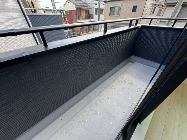 明石市材木町新築戸建の駐車場