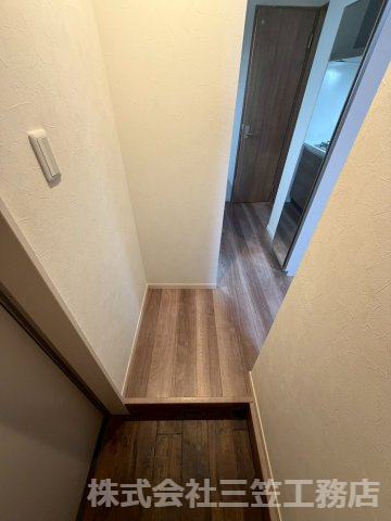 ALEGRIA寝屋川池田南の玄関