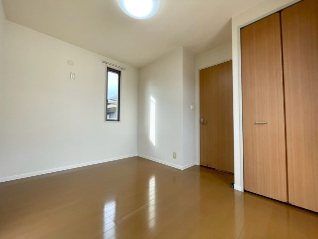 【洋室】 | 別山４丁目戸建