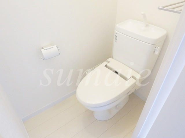 ＰＭＡ　Ａｋａｂａｎｅのトイレ|温水洗浄機能付きトイレです