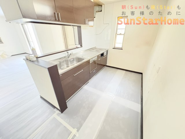 【サンスターホーム】羽村市羽西1丁目　リフォーム中古戸建のキッチン