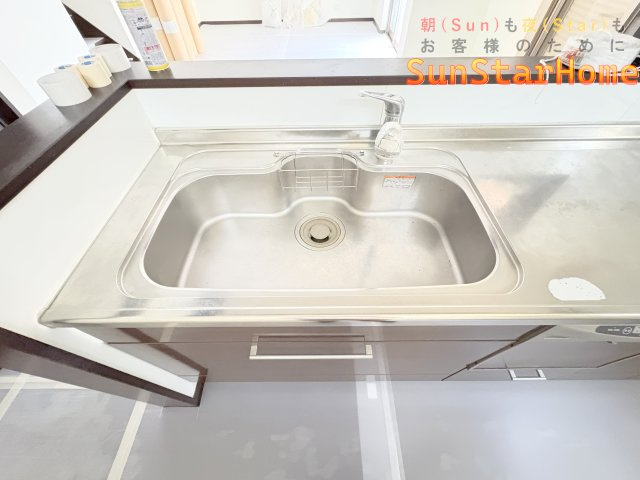 【サンスターホーム】羽村市羽西1丁目　リフォーム中古戸建のキッチン