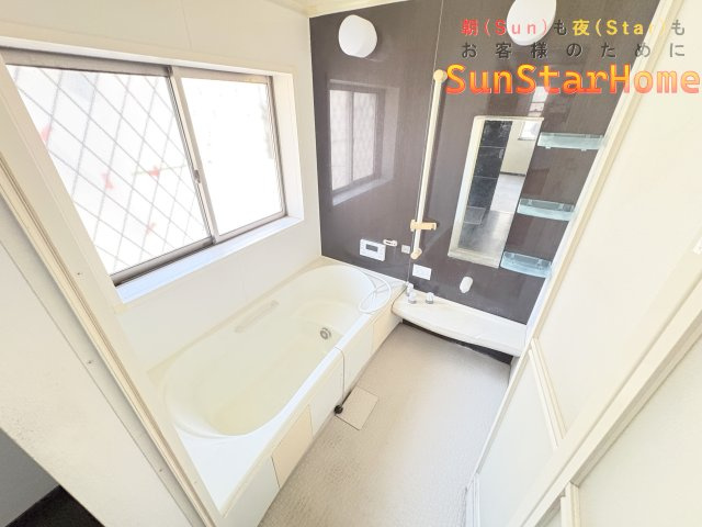 【サンスターホーム】羽村市羽西1丁目　リフォーム中古戸建の浴室