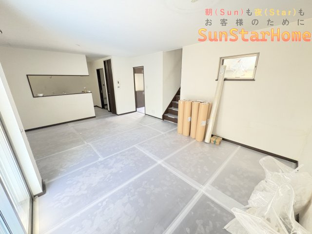 【サンスターホーム】羽村市羽西1丁目　リフォーム中古戸建の居間・リビング