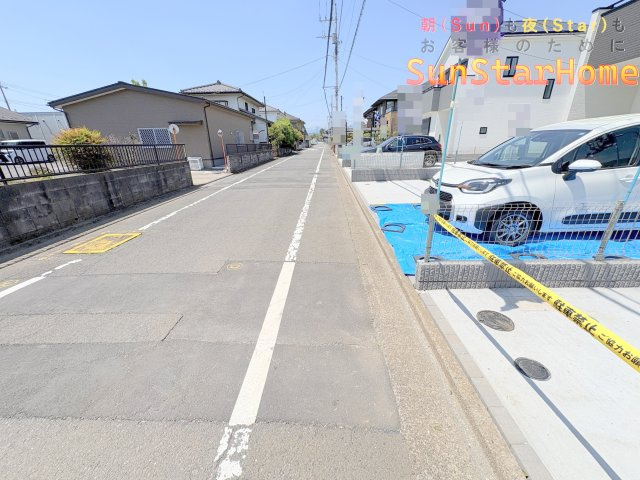 【サンスターホーム】青梅市新町5丁目　新築D号棟の前面道路含む現地写真