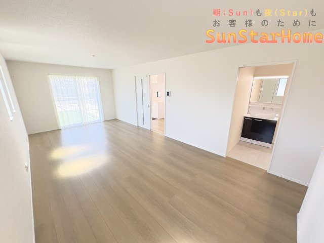 【サンスターホーム】青梅市新町5丁目　新築D号棟の居間・リビング
