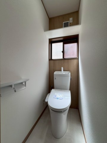寝屋川市春日町のトイレ