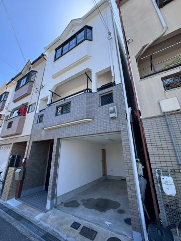 寝屋川市春日町の外観