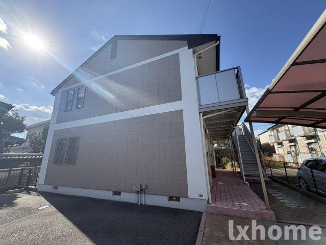 ネオメゾン小山B棟のエントランス|エントランスです