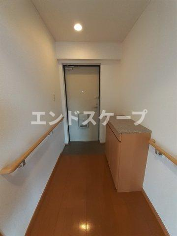 ニューグランド　オアシスの玄関|高崎、前橋のお部屋探しはエンドスケープまで！お客様の理想お聞かせ下さい♪