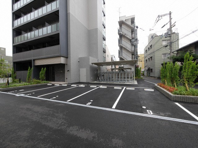 ArtizA淡路の駐車場