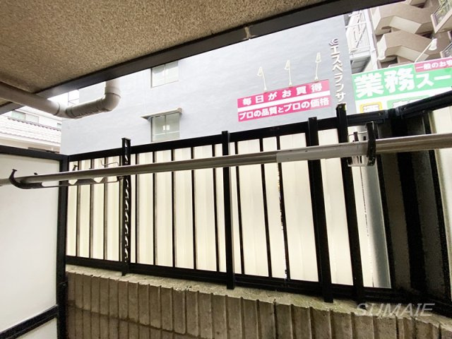 プライム王子神谷の設備|バルコニーに洗濯干せます☆