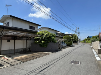 【前面道路含む現地写真】 | 君津市南子安　土地　君津駅 | 建物解体後の更地渡し。建築条件ありません。
多彩な建築プランをご提案いたします！