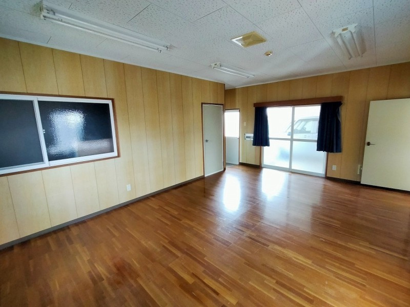原分町（高台）一戸建ての居間・リビング