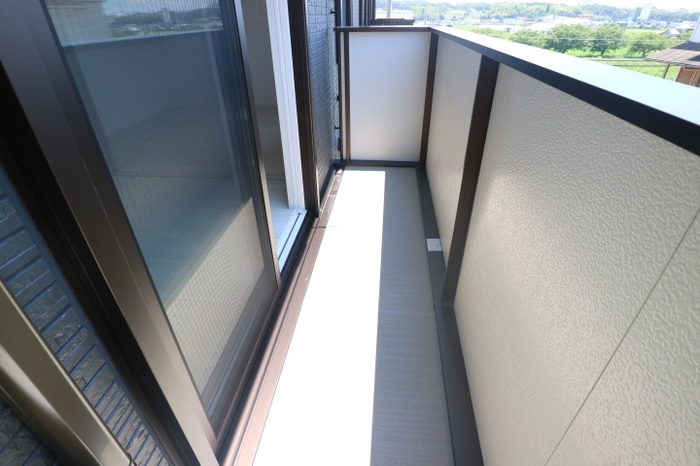 D-ROOM 天が岡のバルコニー