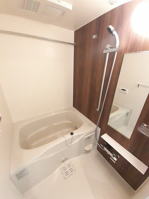 カレント　六笠の浴室