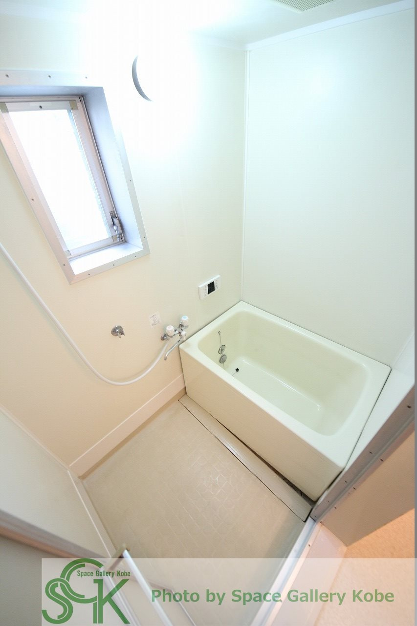 タウンハウス北別府Ⅱの浴室|※お部屋により仕様が異なる場合があります※