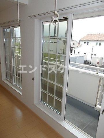 イースト　ウインドのバルコニー|高崎、前橋のお部屋探しはエンドスケープまで！お客様の理想お聞かせ下さい♪